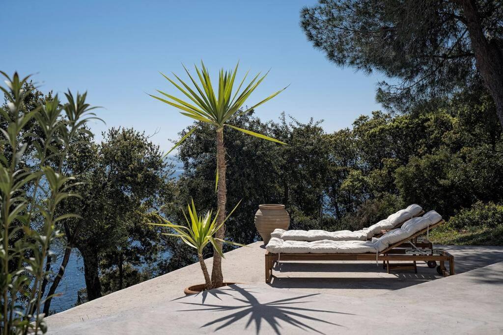 Laconian Collection Villa Big Blue Mavrovoúnion 외부 사진