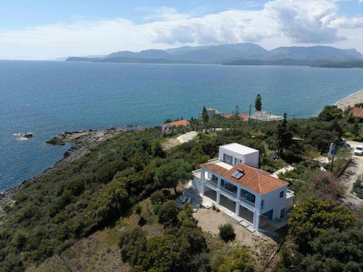 Laconian Collection Villa Big Blue Mavrovoúnion 외부 사진