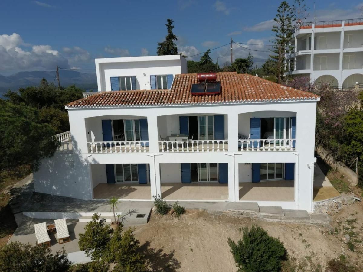 Laconian Collection Villa Big Blue Mavrovoúnion 외부 사진